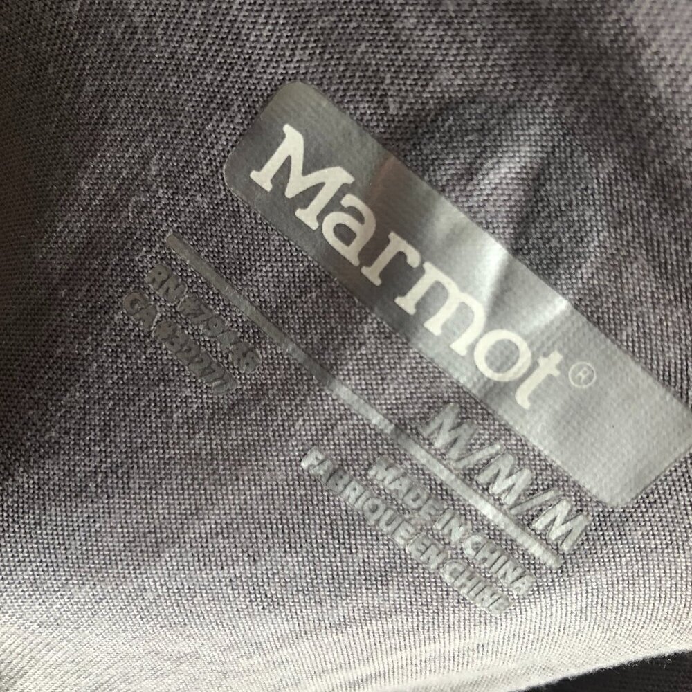 Marmot Mountain Works 1974 Gray Olive Green Graphic T Shirt Men's size M - Picture 2 of 7